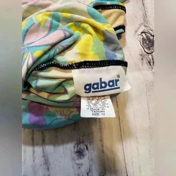 Gabar tie up swim top - Picture 2 of 3